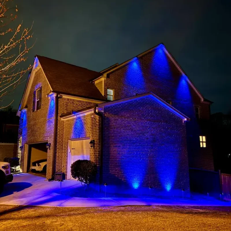 RGB low-voltage lighting by QUIETT SCAPES